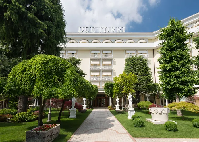 Due TorriHotel Stelle